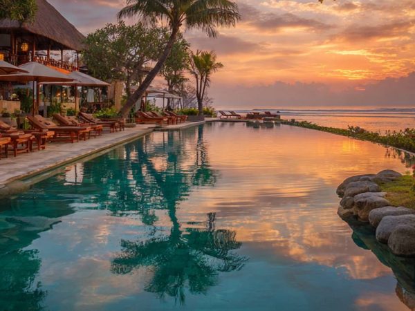 Direct Booking SEO vs OTA Dependence – Why Hotels in Bali Need SEO for Higher Profits